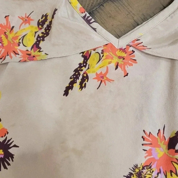 🌻 Madewell cold shoulder ruffle top - Picture 6 of 8